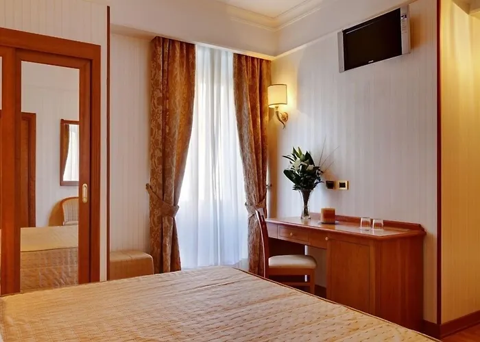 Pensión Residenza Romacentro 4*