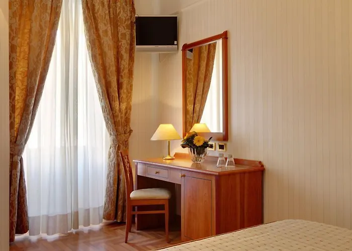 Pensión Residenza Romacentro 4*