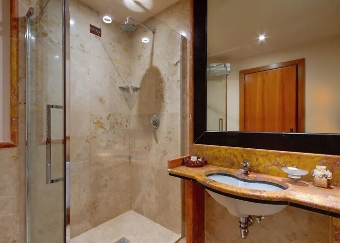 Pensión Residenza Romacentro 4*
